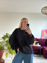 Afbeelding in Gallery-weergave laden, MARLEY SWEATER - Black
