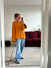 Afbeelding in Gallery-weergave laden, JOE SWEATER - Corn
