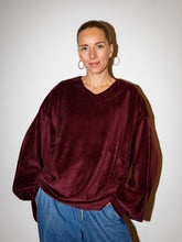 Afbeelding in Gallery-weergave laden, ROWAN SWEATER - Burgundy

