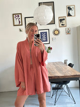 Afbeelding in Gallery-weergave laden, NOVÈL SHORTS - Peach pink
