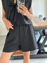 Afbeelding in Gallery-weergave laden, NOVÈL SHORTS - Black
