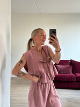 Afbeelding in Gallery-weergave laden, SUE WAISTCOAT - Dusty pink
