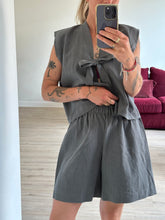 Afbeelding in Gallery-weergave laden, NOVÈL SHORTS - Grey
