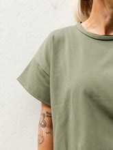 Afbeelding in Gallery-weergave laden, RIVA T-SHIRT - Khaki
