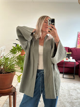 Afbeelding in Gallery-weergave laden, JUNE ROBE - Khaki

