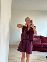 Afbeelding in Gallery-weergave laden, SUE WAISTCOAT - Aubergine
