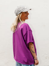 Afbeelding in Gallery-weergave laden, COCO T-SHIRT - Purple
