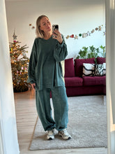 Afbeelding in Gallery-weergave laden, CLEO PANTS - Dusty petrol
