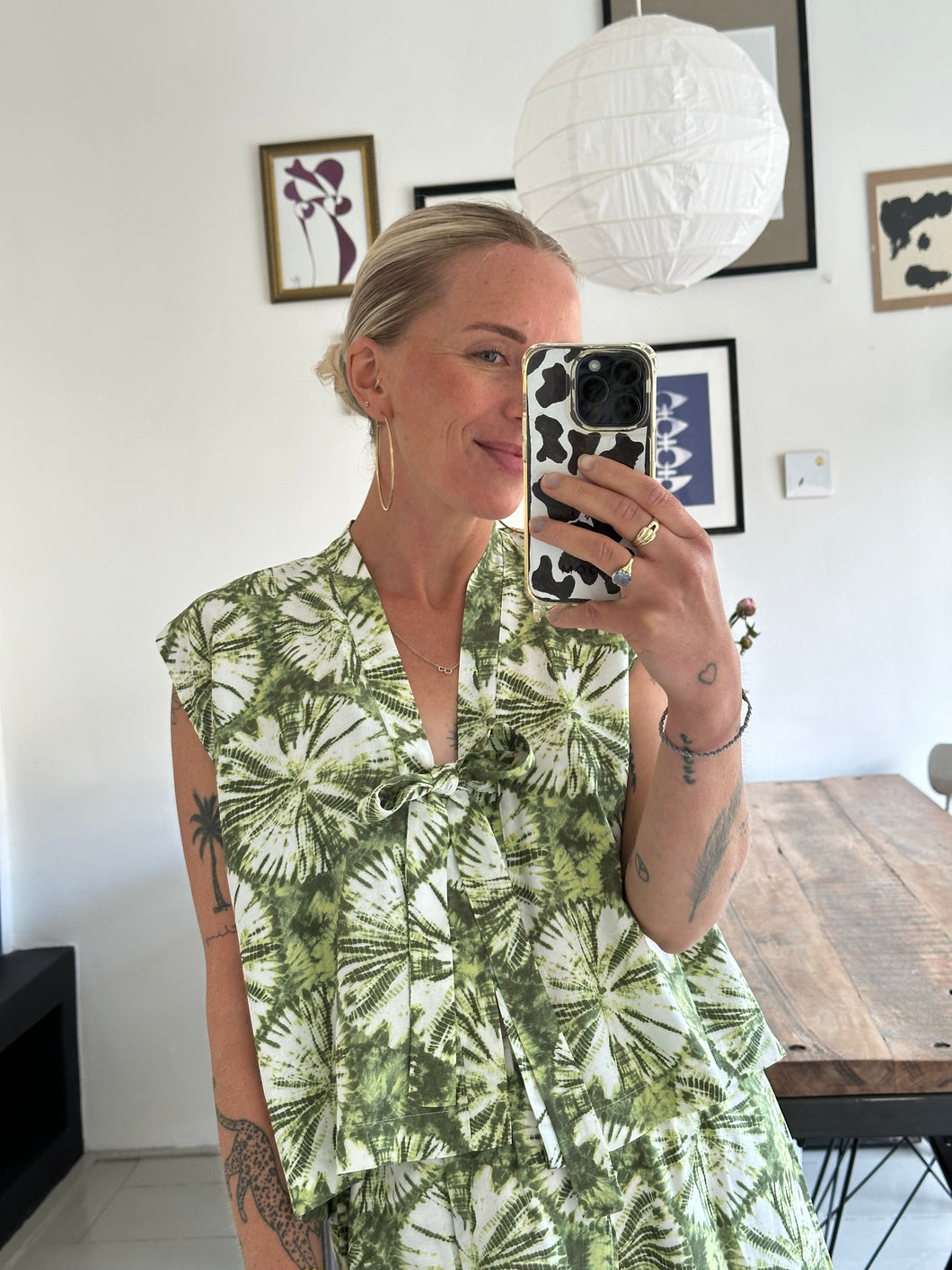 SUE WAISTCOAT - Green tie-dye