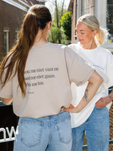 Afbeelding in Gallery-weergave laden, LODxLOIS T-shirt - Hou me los / beige
