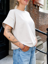 Afbeelding in Gallery-weergave laden, RIVA T-SHIRT - Sand
