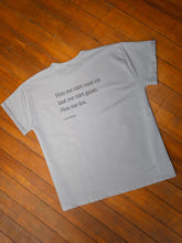 Afbeelding in Gallery-weergave laden, LODxLOIS T-shirt - Hou me los / grey

