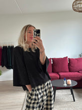 Afbeelding in Gallery-weergave laden, LIV T-SHIRT - Glitter
