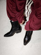 Afbeelding in Gallery-weergave laden, CLEO PANTS - Burgundy
