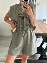 Afbeelding in Gallery-weergave laden, NOVÈL SHORTS - Khaki
