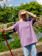 Afbeelding in Gallery-weergave laden, LOVA T-SHIRT - Lavender
