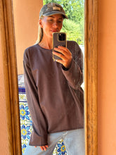 Afbeelding in Gallery-weergave laden, HOLLY LONGSLEEVE - Chocolat brown
