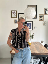 Afbeelding in Gallery-weergave laden, SUE WAISTCOAT - Big stripes
