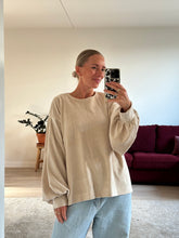 Afbeelding in Gallery-weergave laden, MARLEY SWEATER - Ecru
