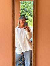 Afbeelding in Gallery-weergave laden, HOLLY LONGSLEEVE - Ecru

