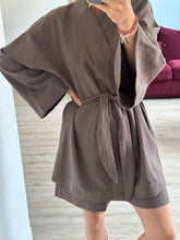 Afbeelding in Gallery-weergave laden, JUNE ROBE - Dusty brown
