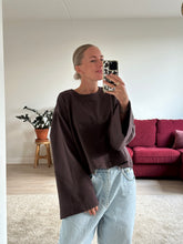 Afbeelding in Gallery-weergave laden, JAZZ SWEATER - Chocolate Brown
