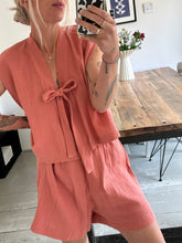 Afbeelding in Gallery-weergave laden, NOVÈL SHORTS - Peach pink
