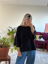 Afbeelding in Gallery-weergave laden, LENNY T-SHIRT - Black
