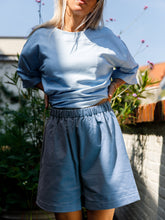Afbeelding in Gallery-weergave laden, NOVÈL SHORTS - Light blue
