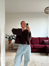 Afbeelding in Gallery-weergave laden, JAZZ SWEATER - Chocolate Brown
