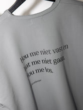 Afbeelding in Gallery-weergave laden, LODxLOIS T-shirt - Hou me los / grey
