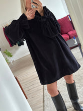 Afbeelding in Gallery-weergave laden, MAE SWEATDRESS - Black
