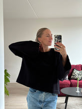 Afbeelding in Gallery-weergave laden, JAZZ SWEATER - Black
