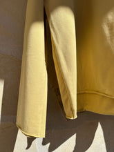 Afbeelding in Gallery-weergave laden, HOLLY LONGSLEEVE - Dusty yellow
