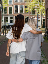 Afbeelding in Gallery-weergave laden, LODxLOIS T-shirt - Hou me los / grey
