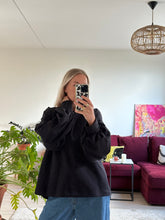 Afbeelding in Gallery-weergave laden, MARLEY SWEATER - Black
