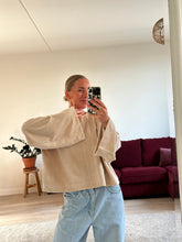 Afbeelding in Gallery-weergave laden, JAZZ SWEATER - Champagne
