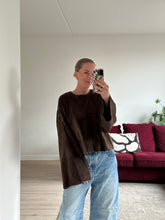Afbeelding in Gallery-weergave laden, JAZZ SWEATER - Brown velvet

