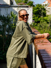 Afbeelding in Gallery-weergave laden, LENNY T-SHIRT - Olive green
