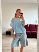 Afbeelding in Gallery-weergave laden, ABBY T-SHIRT - Unique piece 4
