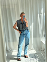 Afbeelding in Gallery-weergave laden, SUE WAISTCOAT - Grey
