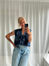 Afbeelding in Gallery-weergave laden, SUE WAISTCOAT - Tie Dye
