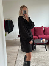 Afbeelding in Gallery-weergave laden, MAE SWEATDRESS - Glitter

