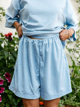 Afbeelding in Gallery-weergave laden, NOVÈL SHORTS - Soft blue
