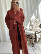Afbeelding in Gallery-weergave laden, BILLIE - TERRA
