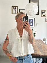 Afbeelding in Gallery-weergave laden, SUE WAISTCOAT - Ecru

