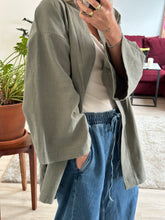 Afbeelding in Gallery-weergave laden, JUNE ROBE - Khaki
