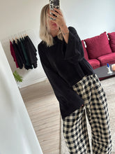 Afbeelding in Gallery-weergave laden, JAZZ SWEATER - Black
