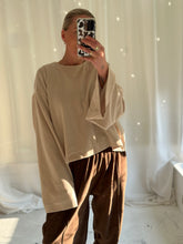 Afbeelding in Gallery-weergave laden, JAZZ SWEATER - Champagne
