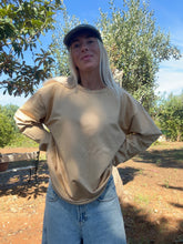 Afbeelding in Gallery-weergave laden, HOLLY LONGSLEEVE - Beige
